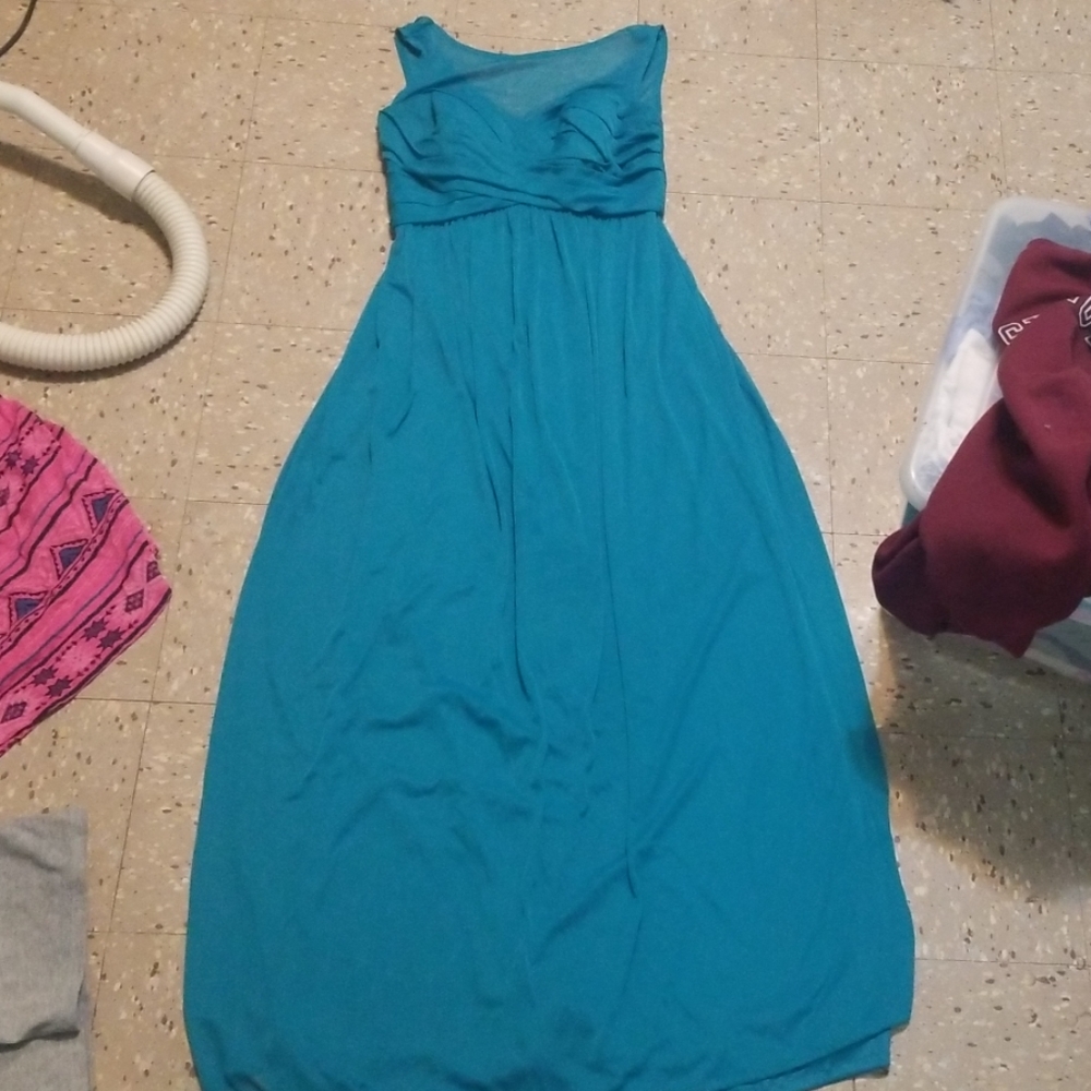 Dress - Picture 2 of 2